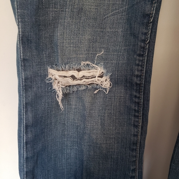 American Eagle Favorite Boyfriend Distress… - Picture 6 of 9